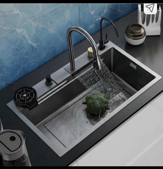 Multifunctional Waterfall Kitchen sink — image 1