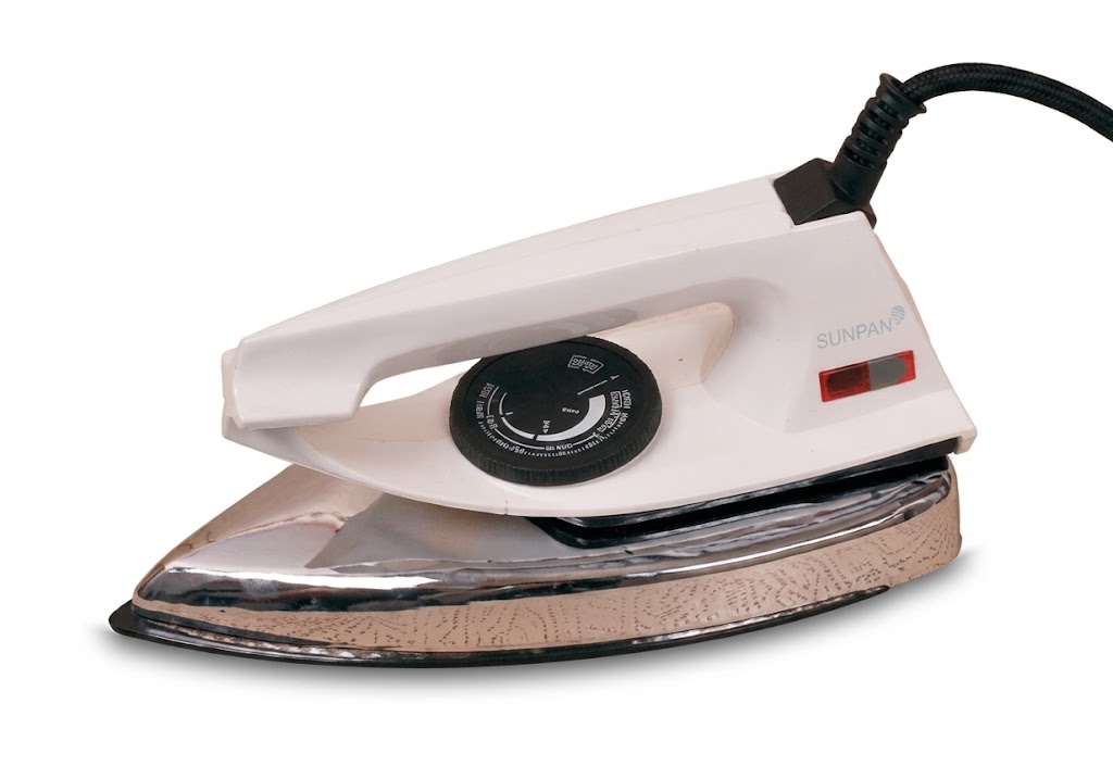 Pluto Dry Iron — image 1