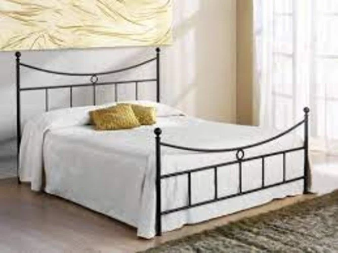 Stainless Steel Beds — image 1
